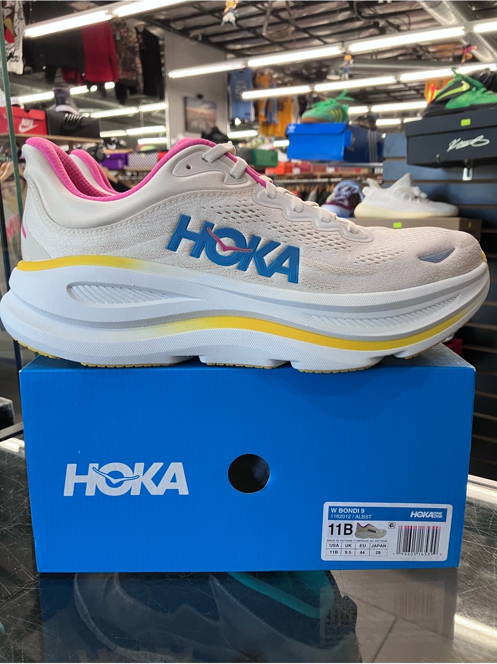 Women’s Hoka Bondi 9 Alabaster Birch Size 11 - Picture 2 of 9